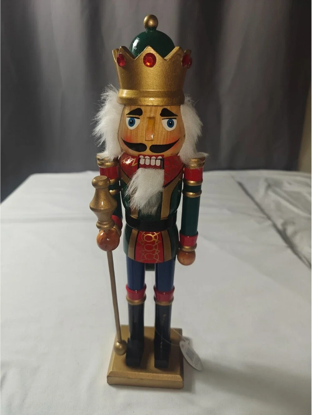 Santa's Workbench Soldier Nutcracker 15